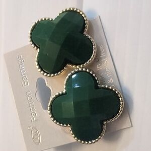 NEW | Clover Stud Earrings Green Gold